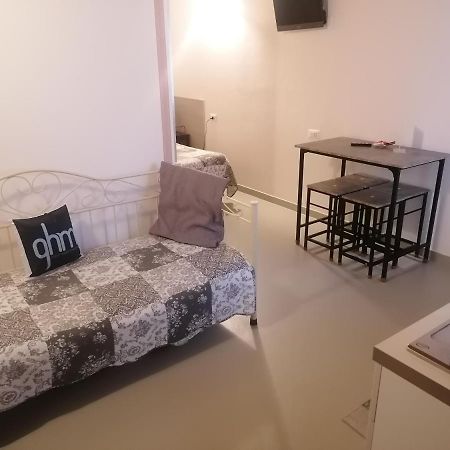 A New Guesthouse Pavia Exterior foto